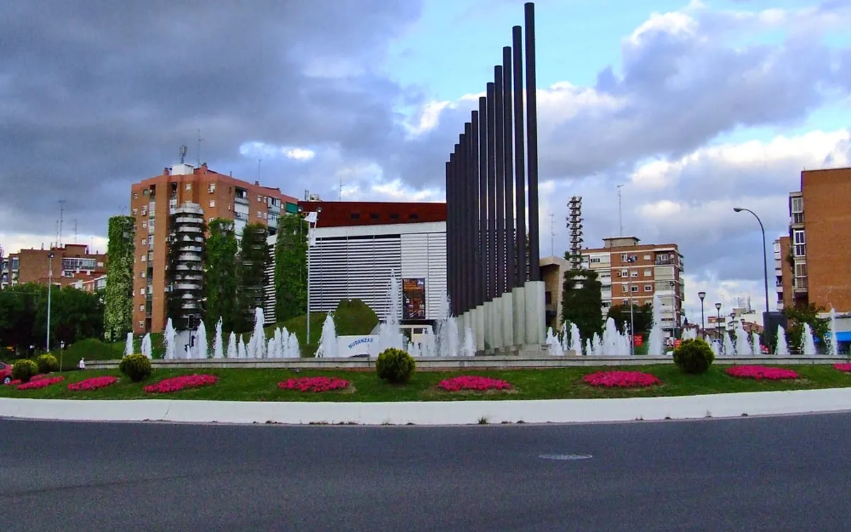 Móstoles — reunificación de deudas con Agrupa, oficina en la ciudad